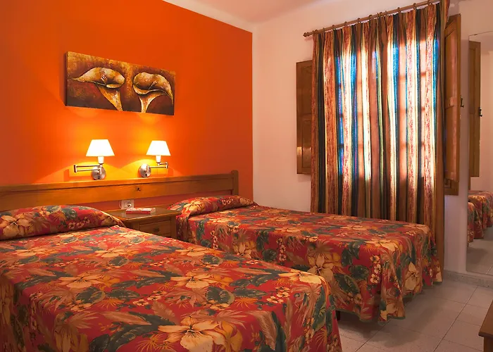 Готель Montana Club