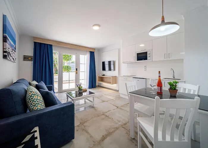 Готель Montana Club 3*