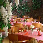 Готель Montana Club 3*