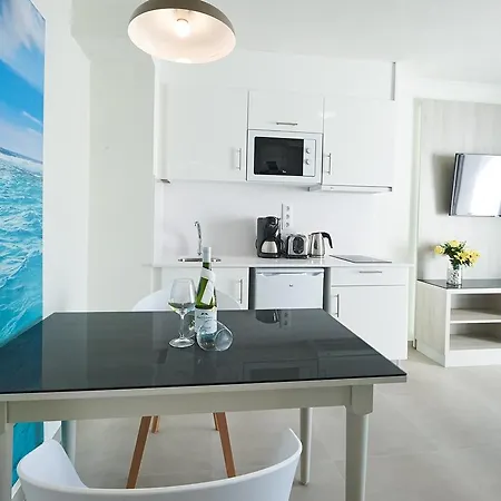 Montana Club 3* Puerto del Carmen (Lanzarote)