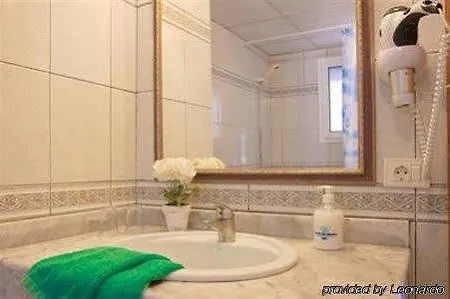 Hotel Montana Club 3*