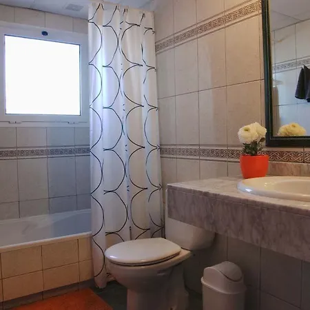 Montana Club Hotel 3*
