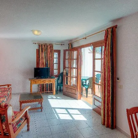 Montana Club 3* Puerto del Carmen (Lanzarote)