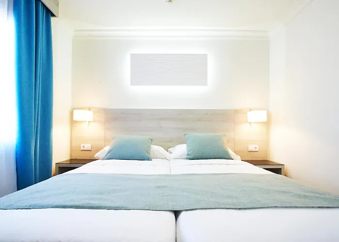 Montana Club Hotel 3*