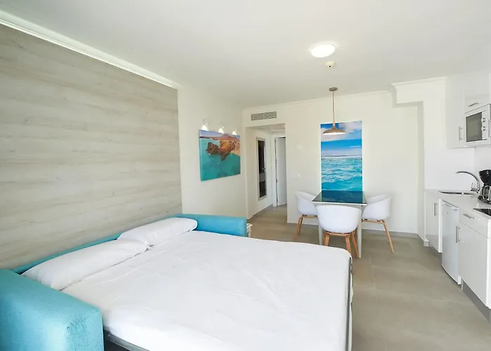 Montana Club بويرتو ذيل كارمين