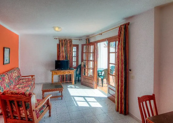 Montana Club 3* Puerto del Carmen (Lanzarote)